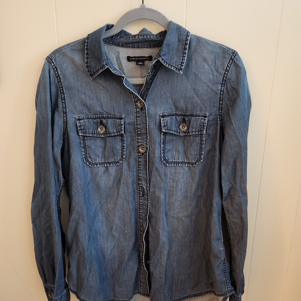 Banana Republic denim shirt